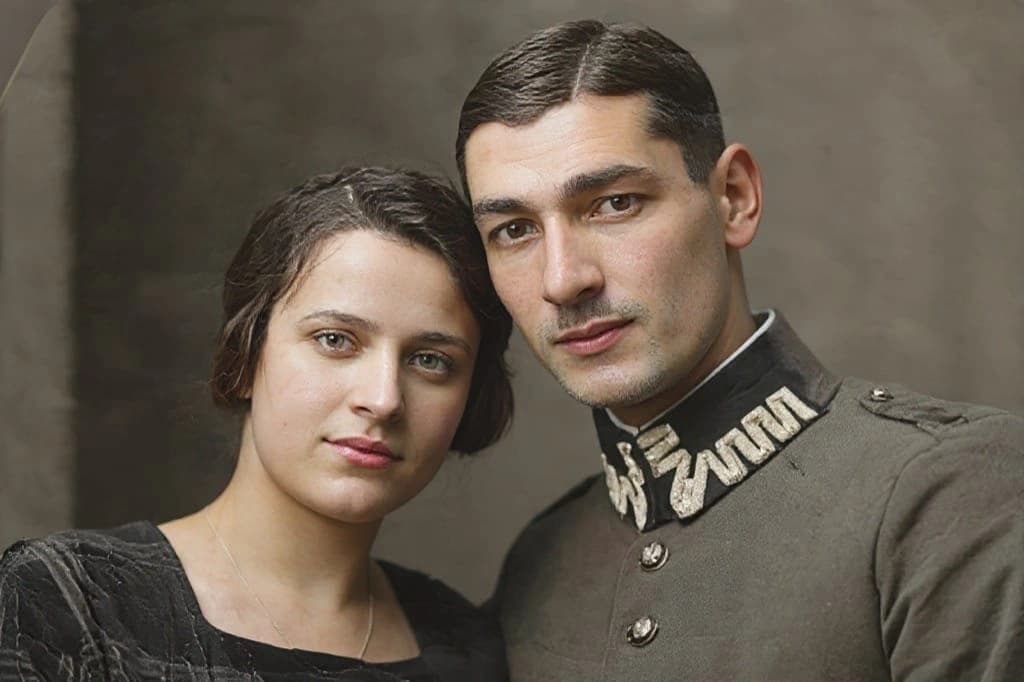 Flux Kontext Apps - Photo Restoration - Output image